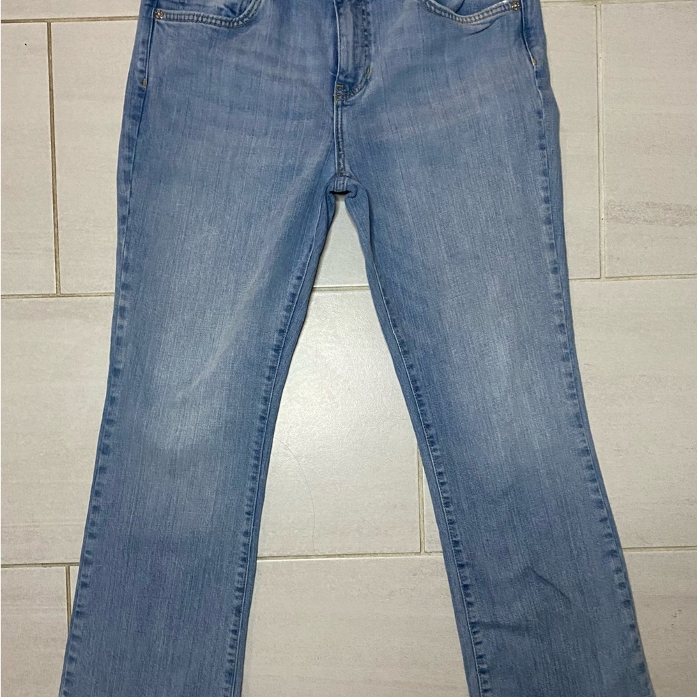 Free People We The Free Mid Rise Crop Flare Jeans- size 31